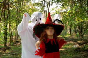 witch-ghost-halloween-girl (1)