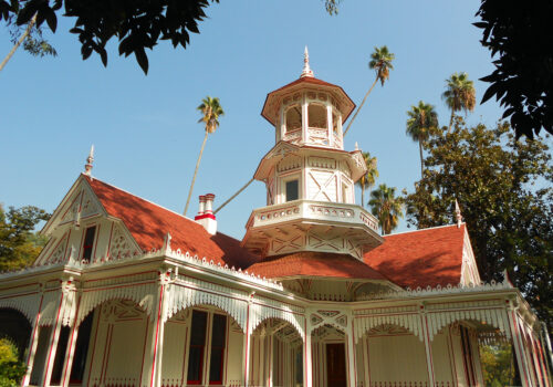 Plan Visit homepage photo ARBO-Queen-Anne-Cottage